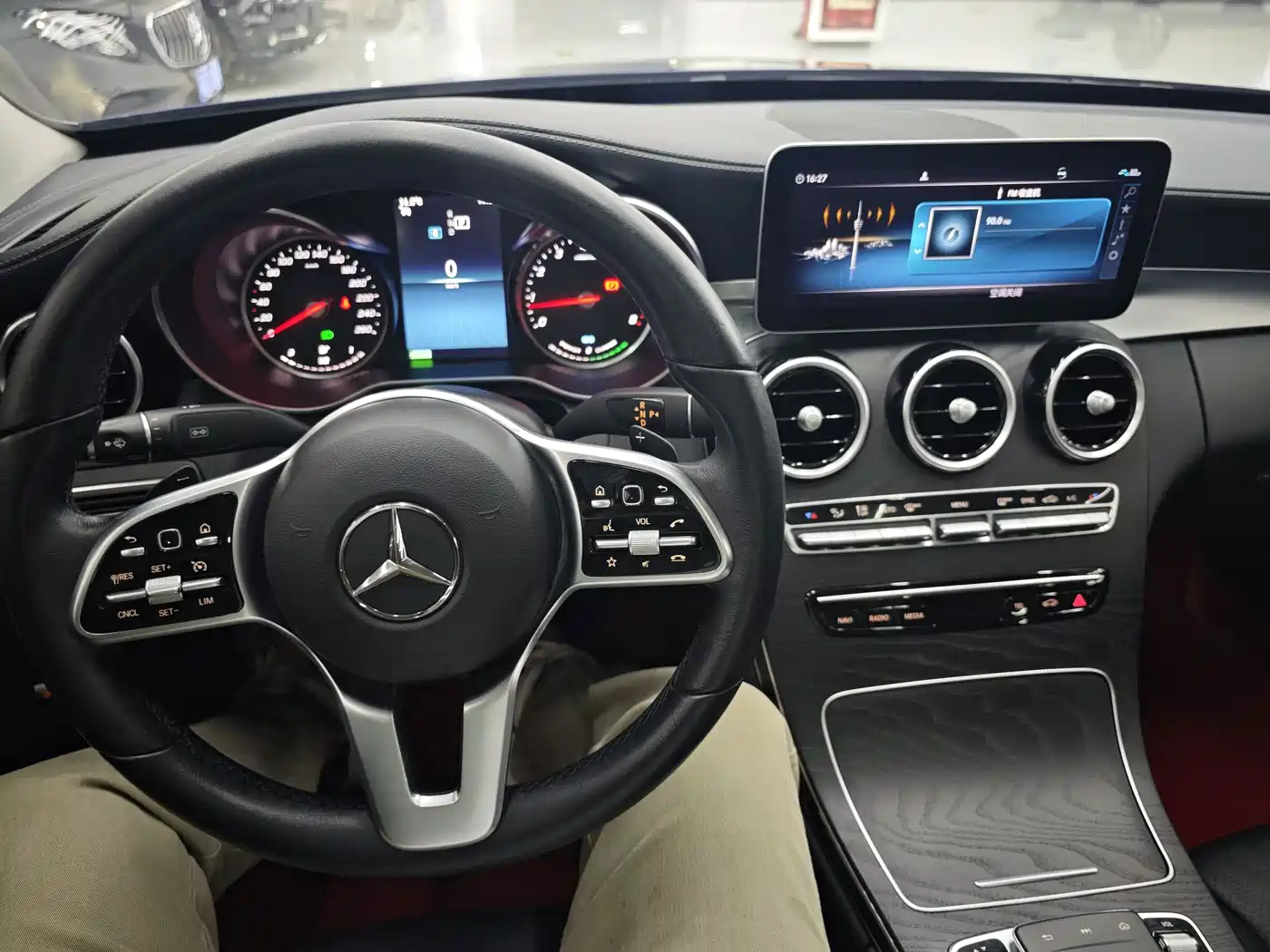 Mercedes-Benz C-Class 2019 C 260 L Sport фото 14