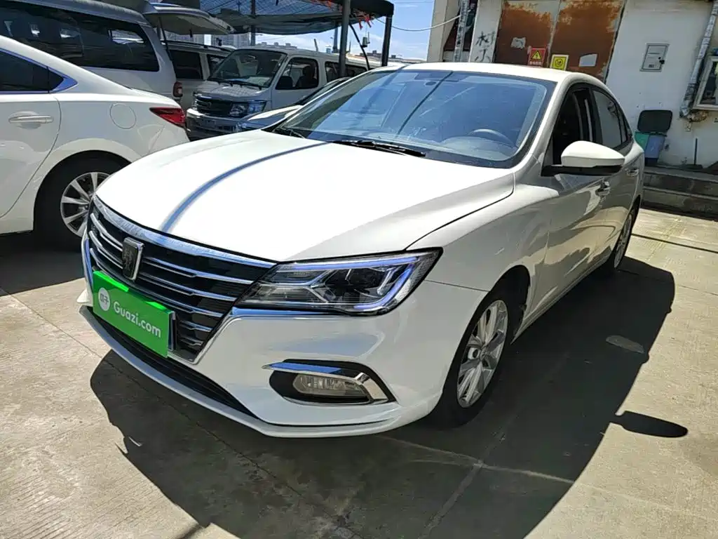 Roewe i5 2020 1.5L Automatic 4G Connected Premium Edition