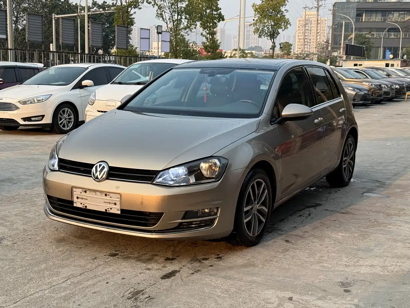 Volkswagen Golf 2016 230TSI Automatic Luxury фото 14