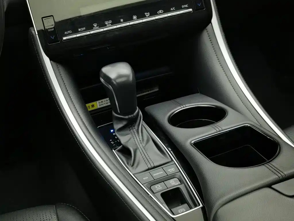Toyota Avalon, миниатюра 13