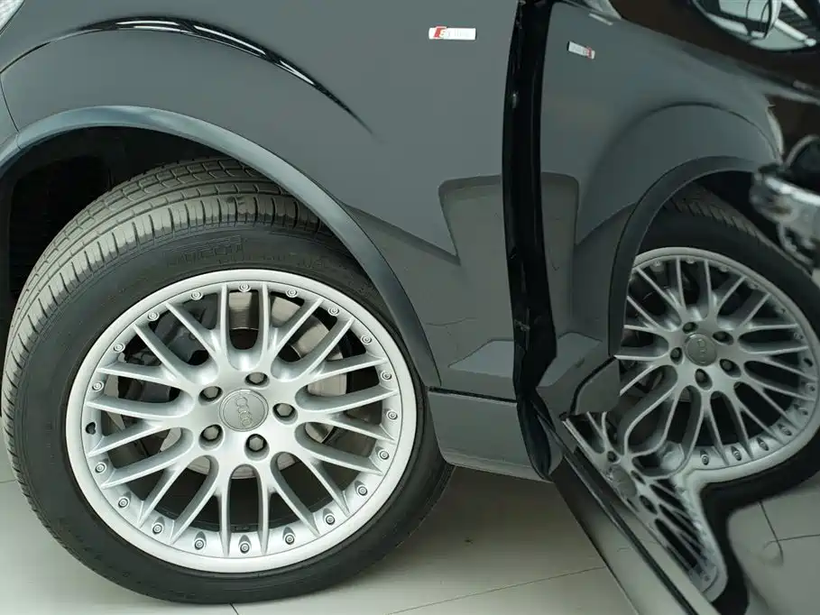 Audi Q7 2011 3.0 TFSI Exclusive (200kW) фото 7