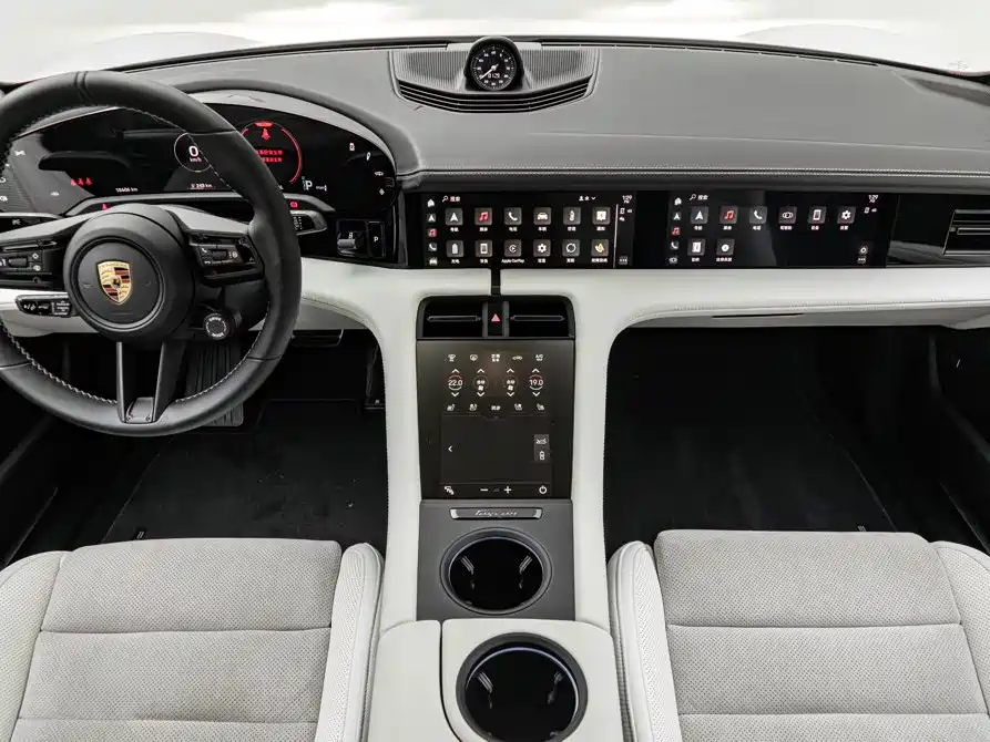 Porsche Taycan 2020 2019 Taycan Turbo