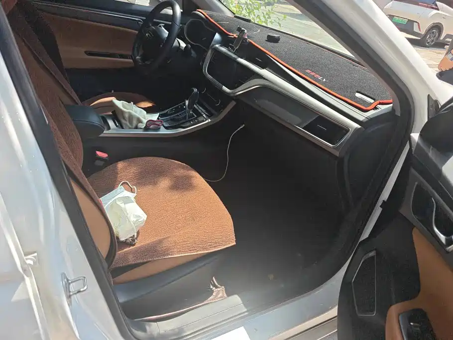 Geely Emgrand GL 2020 2020 1.4T CVT Asian Games Edition