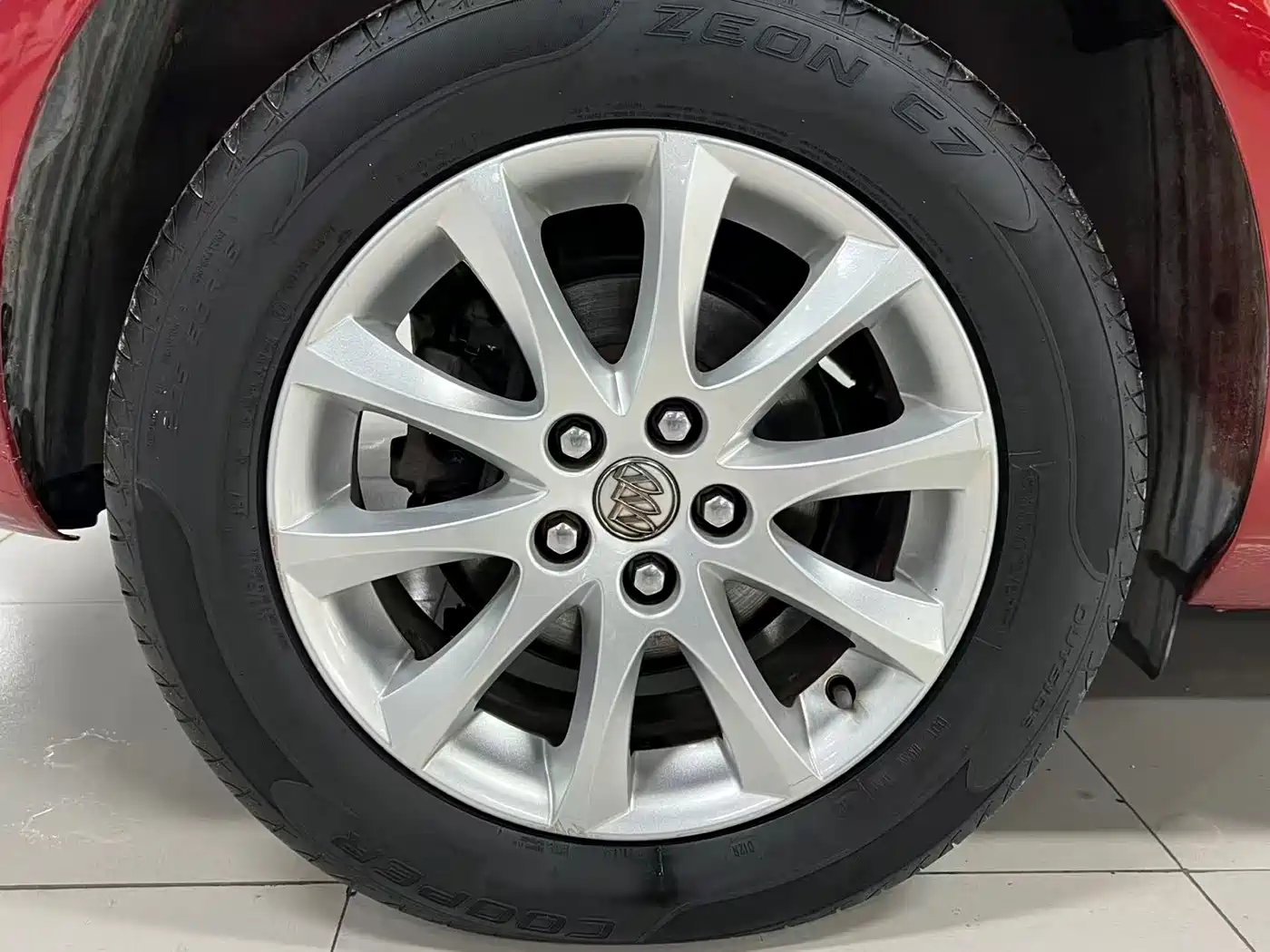 Buick Excelle 2014 XT 1.6L Automatic Fashion фото 18