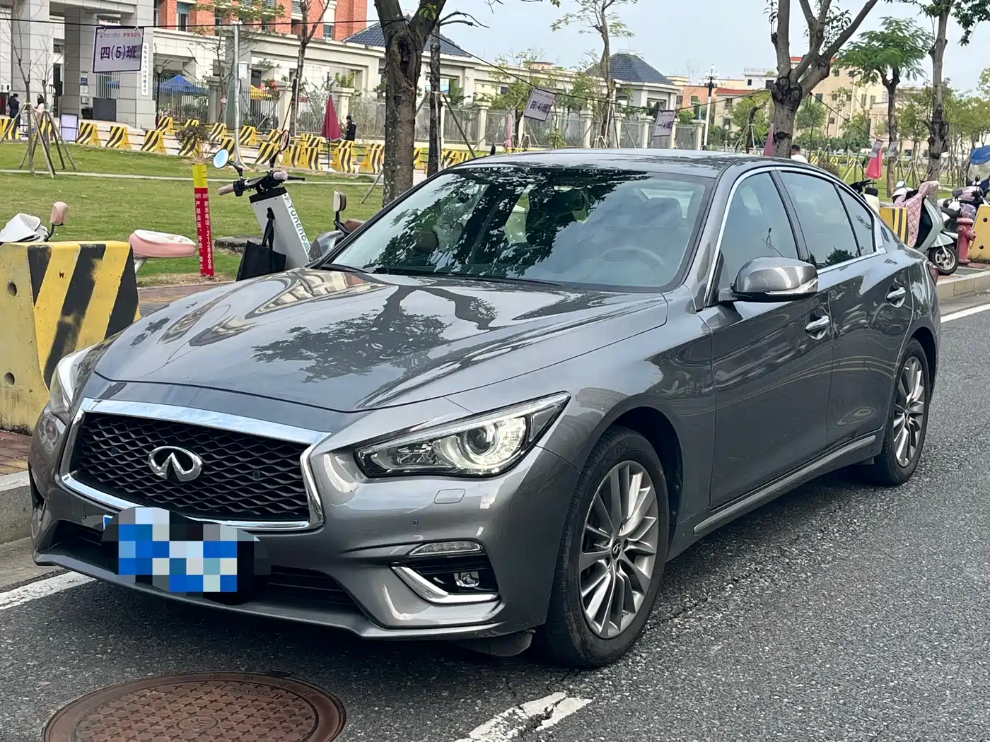 Similar car