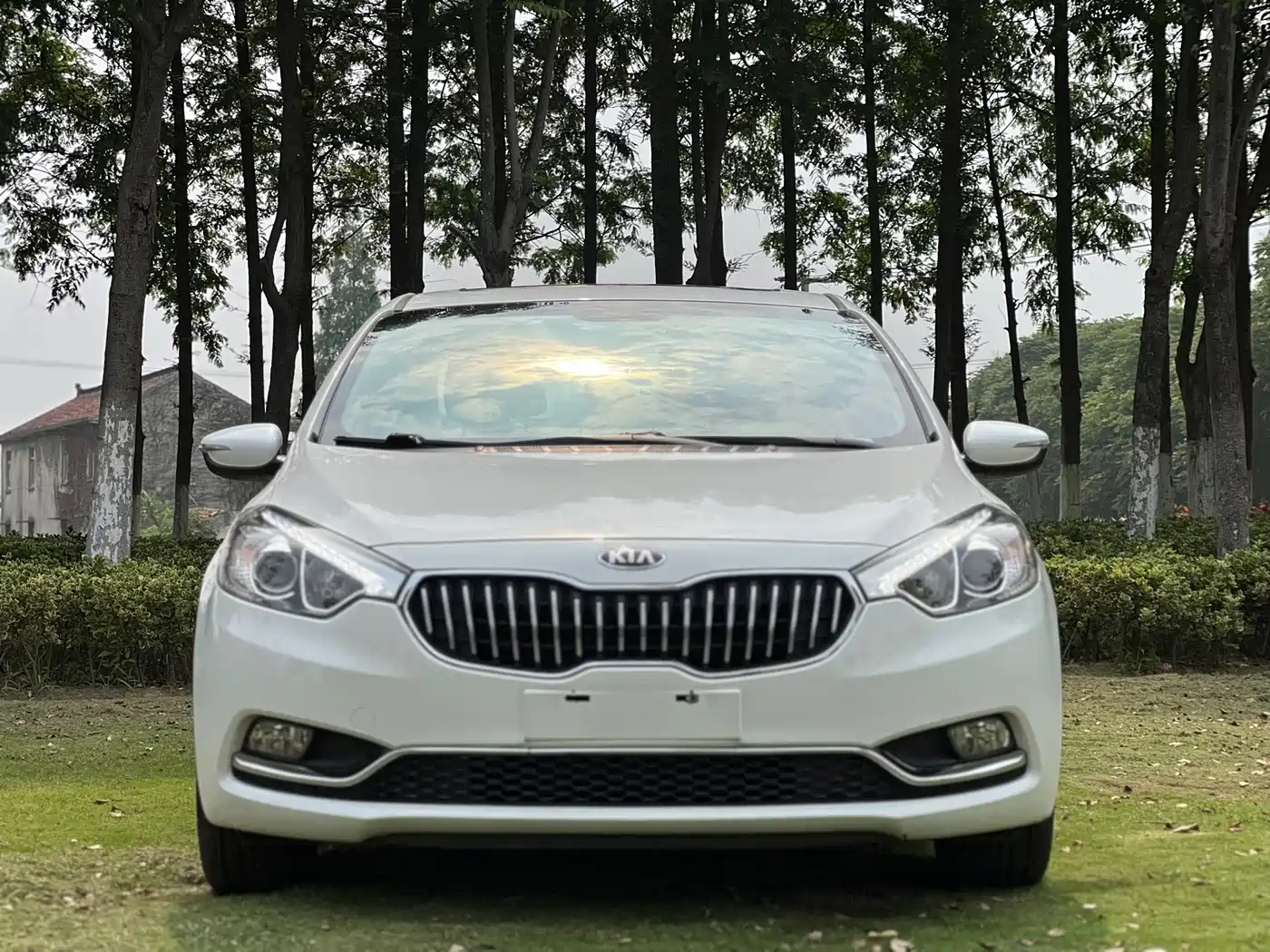 Kia K3 2013 1.6L Automatic GLS фото 2