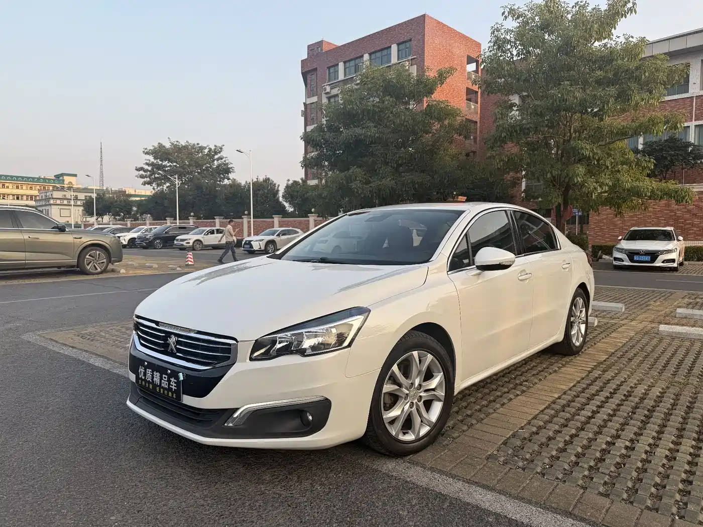 Peugeot 508 2016 1.6THP Automatic Smart Edition