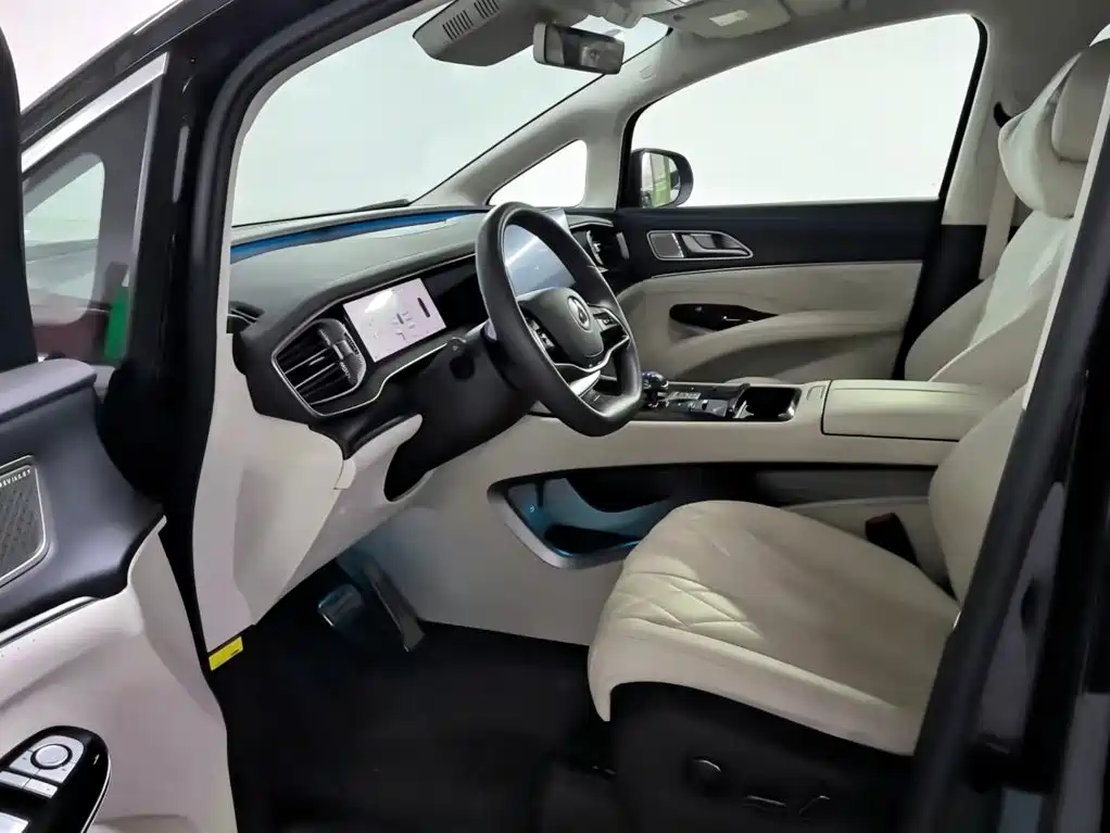 Denza D9 2025 2025 Model DM-i Smart Drive Edition 1020 AWD Flagship