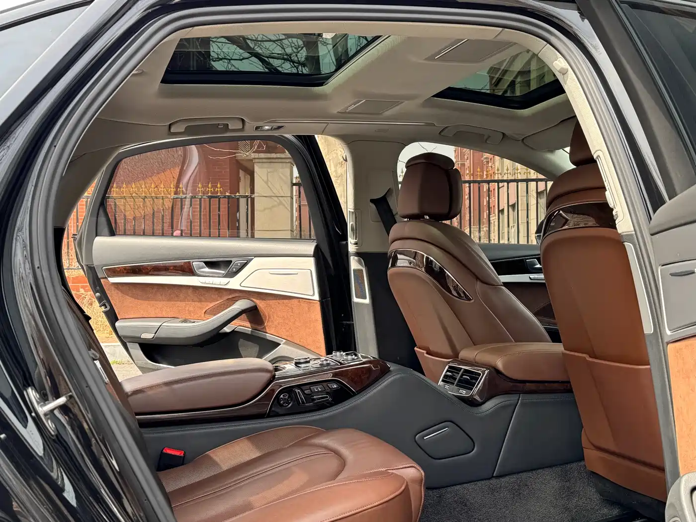 Audi A8 2014 A8L 45 TFSI quattro Luxury фото 10