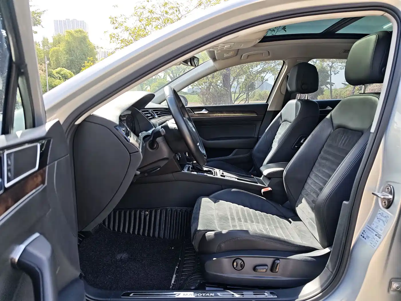 Volkswagen Magotan 2018 330TSI DSG Luxury фото 4