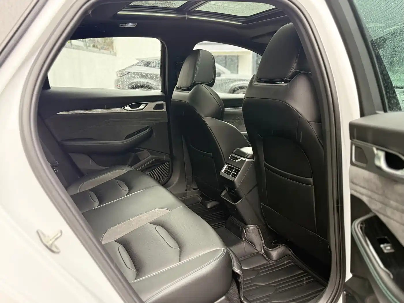 GEELY AUTOMOBILE XINGRUI