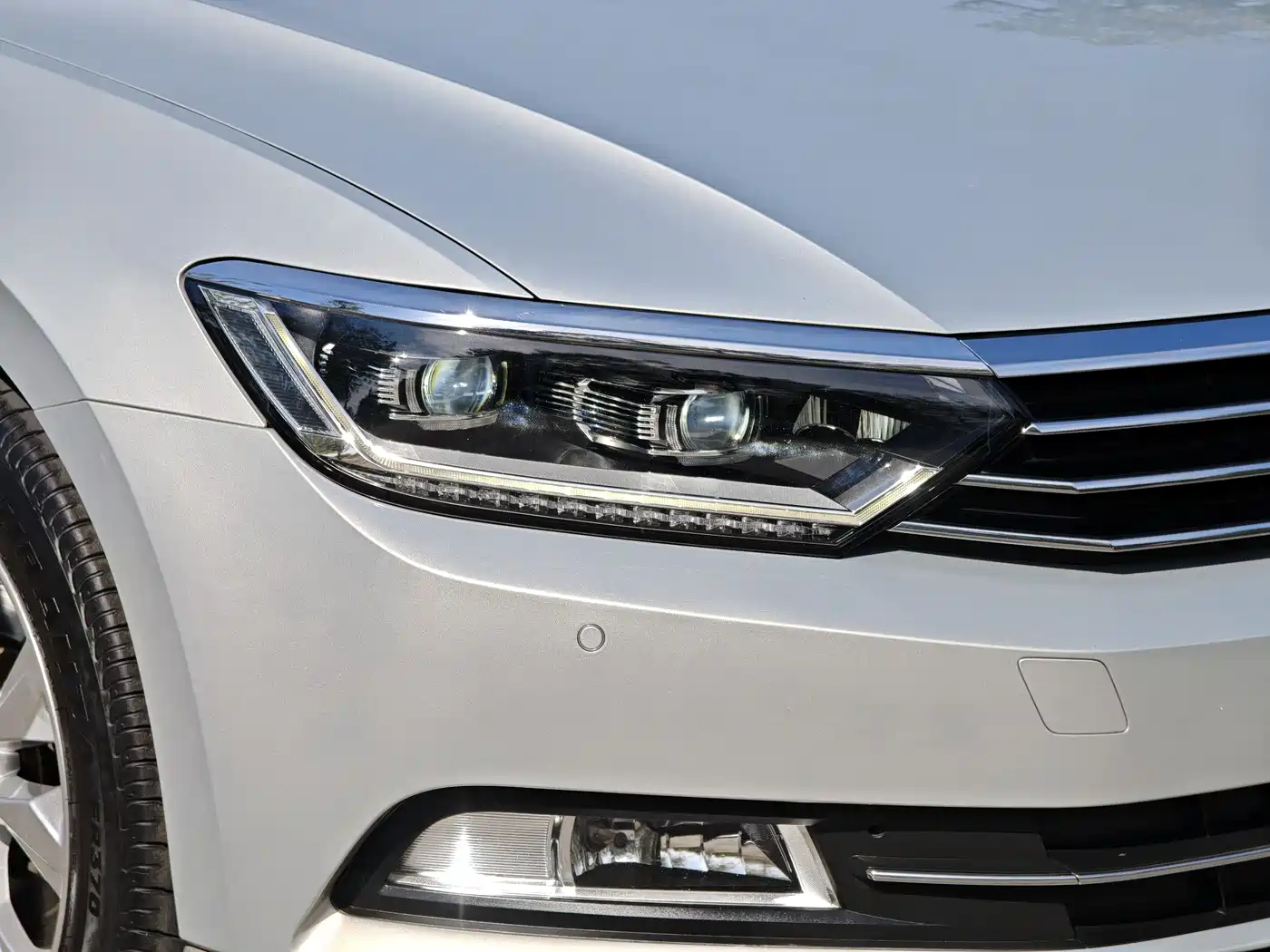 Volkswagen Magotan 2018 330TSI DSG Luxury фото 7