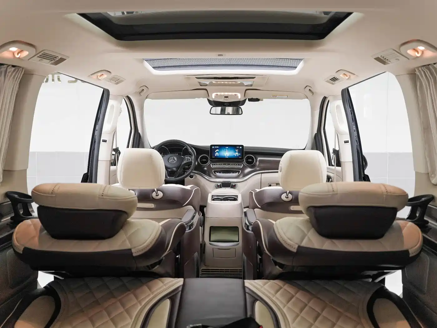 Mercedes-Benz V-Class 2021 V 260 Pilot Edition фото 19