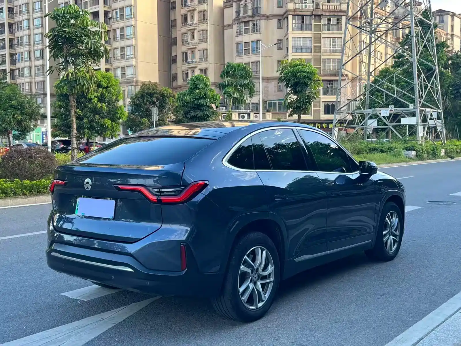 Фото 4 - NIO EC6