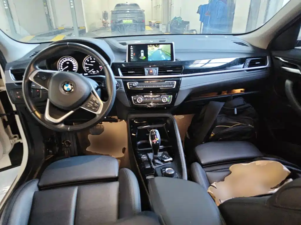 BMW X2 (Import) 2019 2019 sDrive25i Leading M Off-Road Package China VI