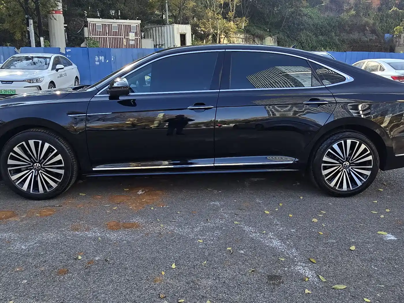 Volkswagen Passat 2021 Model 330TSI Premium Edition фото 3
