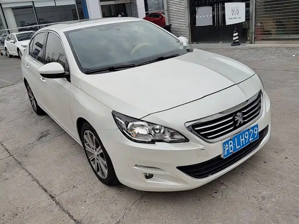 Peugeot 408 2014 1.8L Automatic Luxury Edition фото 7