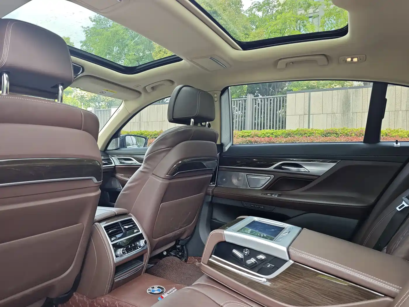 BMW 7 Series 2021 Model 730Li Luxury Package фото 5
