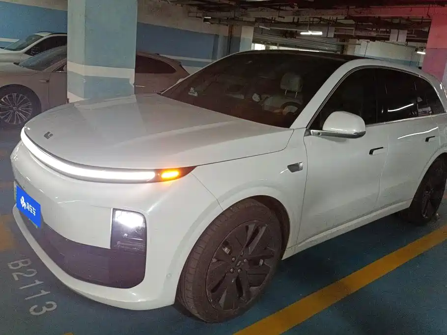 Li Auto L6 2024