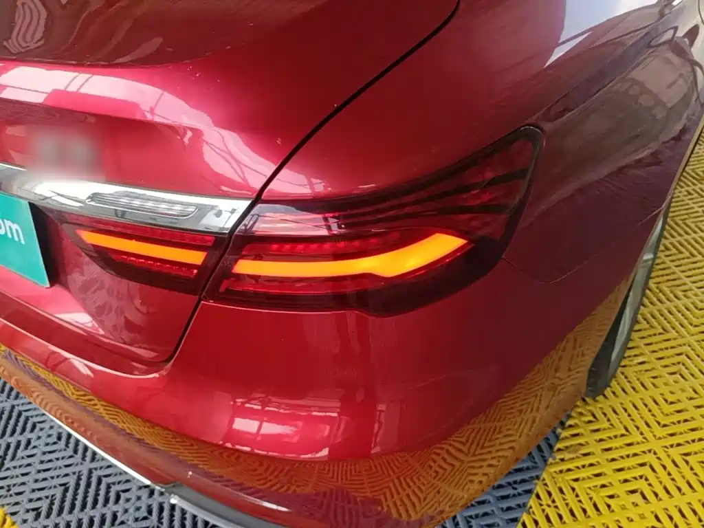 Фото 8 - Geely Binrui