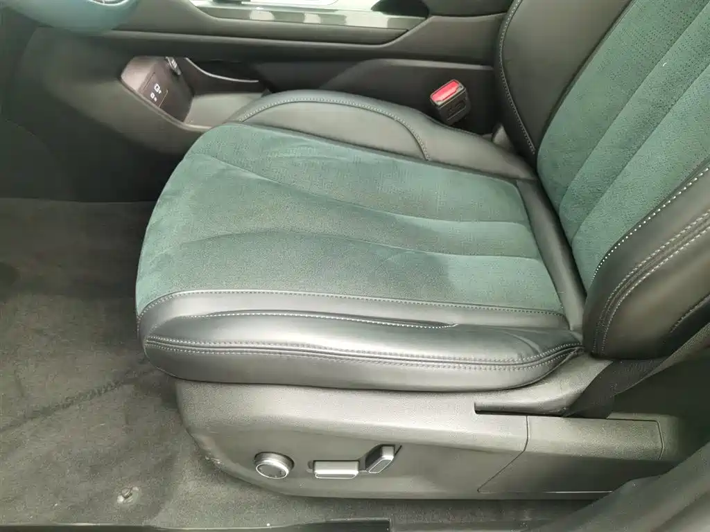 GEELY AUTOMOBILE XINGYUE L