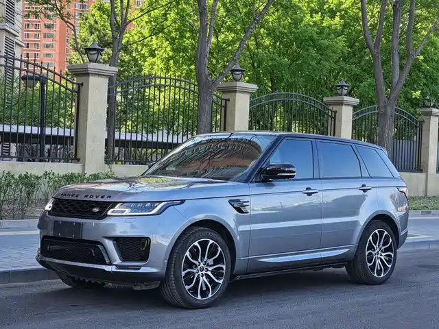 Land Rover Range Rover Sport 2021 3.0 L6 Gloss Black Edition
