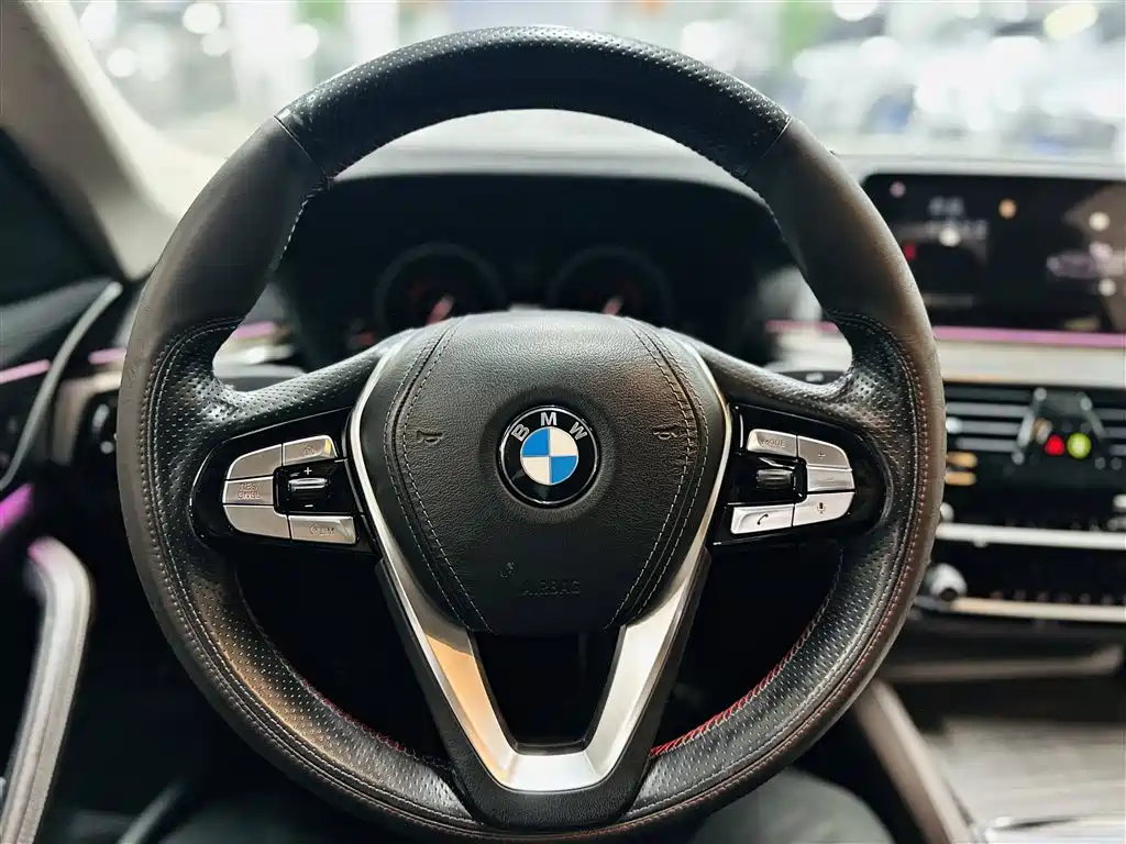 BMW 5 SERIES NEW ENERGY