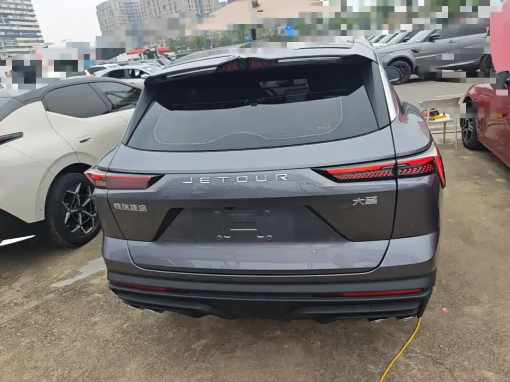Jetour Dashing 2024 2025 1.5T DCT Luxury Edition
