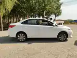 Фото 4 - Toyota Vios