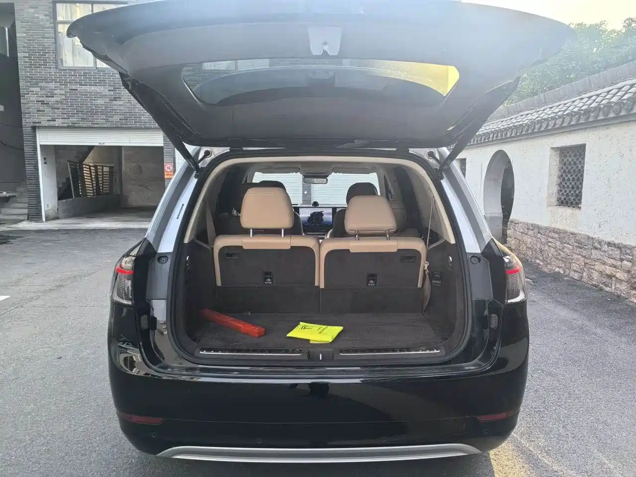 AITO Wenjie AITO M9 2025 Extended Range Ultra 52kWh 6-Seater фото 8