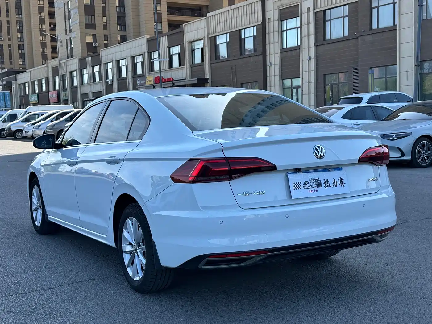 Volkswagen Bora 2019 1.5L Automatic Comfort Type фото 9