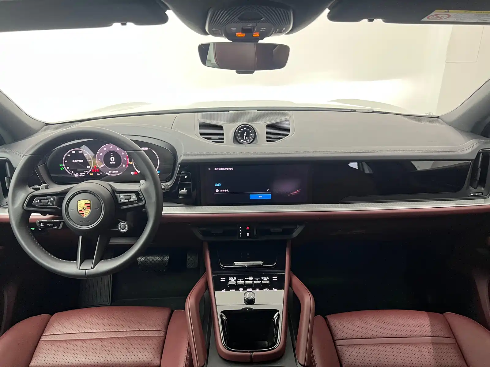 Photo 18 - Porsche Cayenne