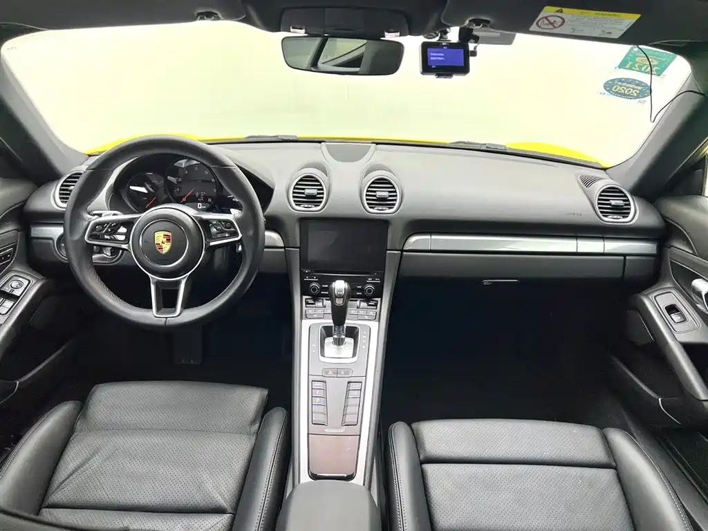 Porsche 718 2016 Cayman 2.0T фото 9