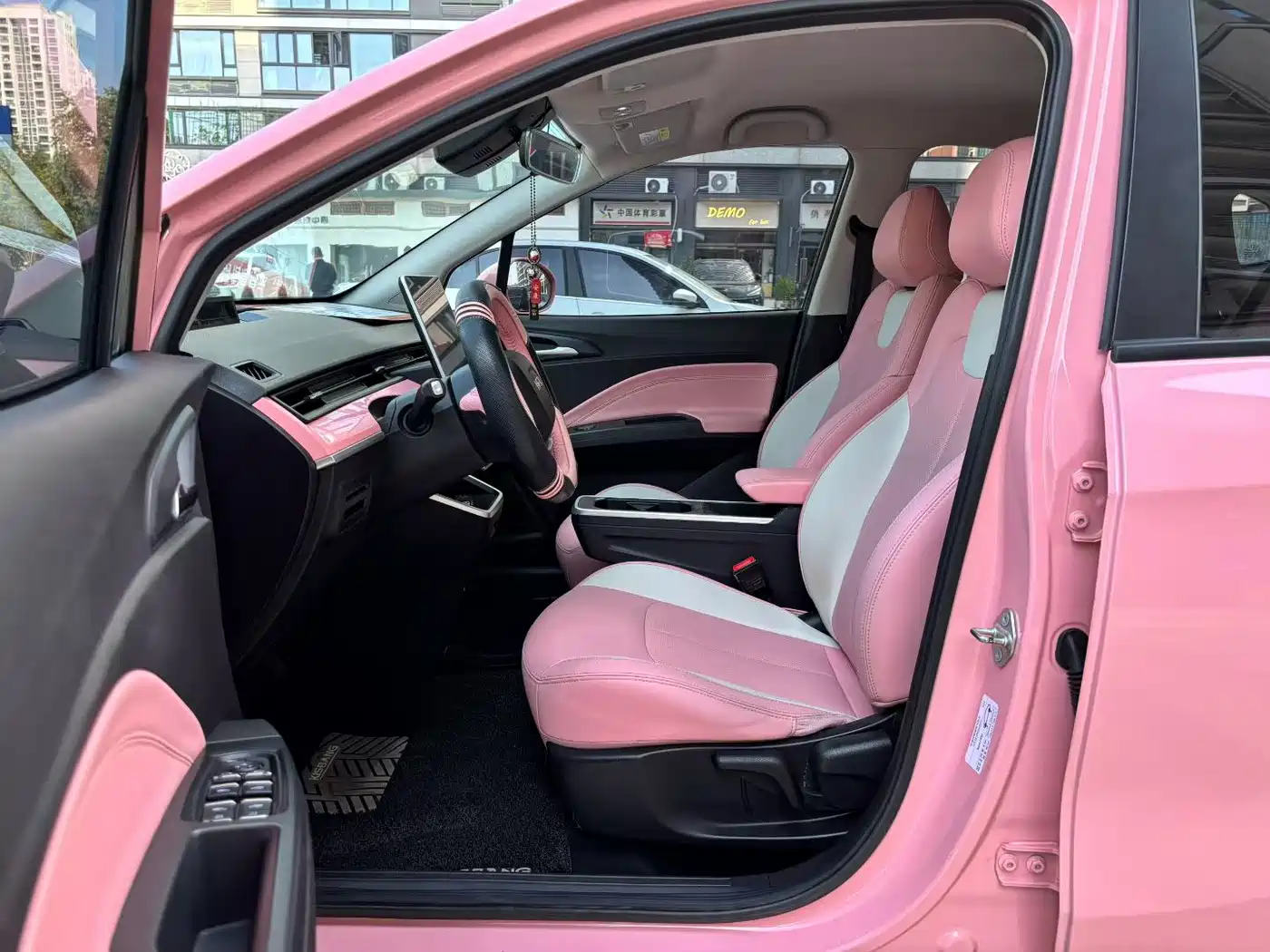 Nezha Auto Nezha V 2022 2022 Trend 400 Lite Pink Custom Edition
