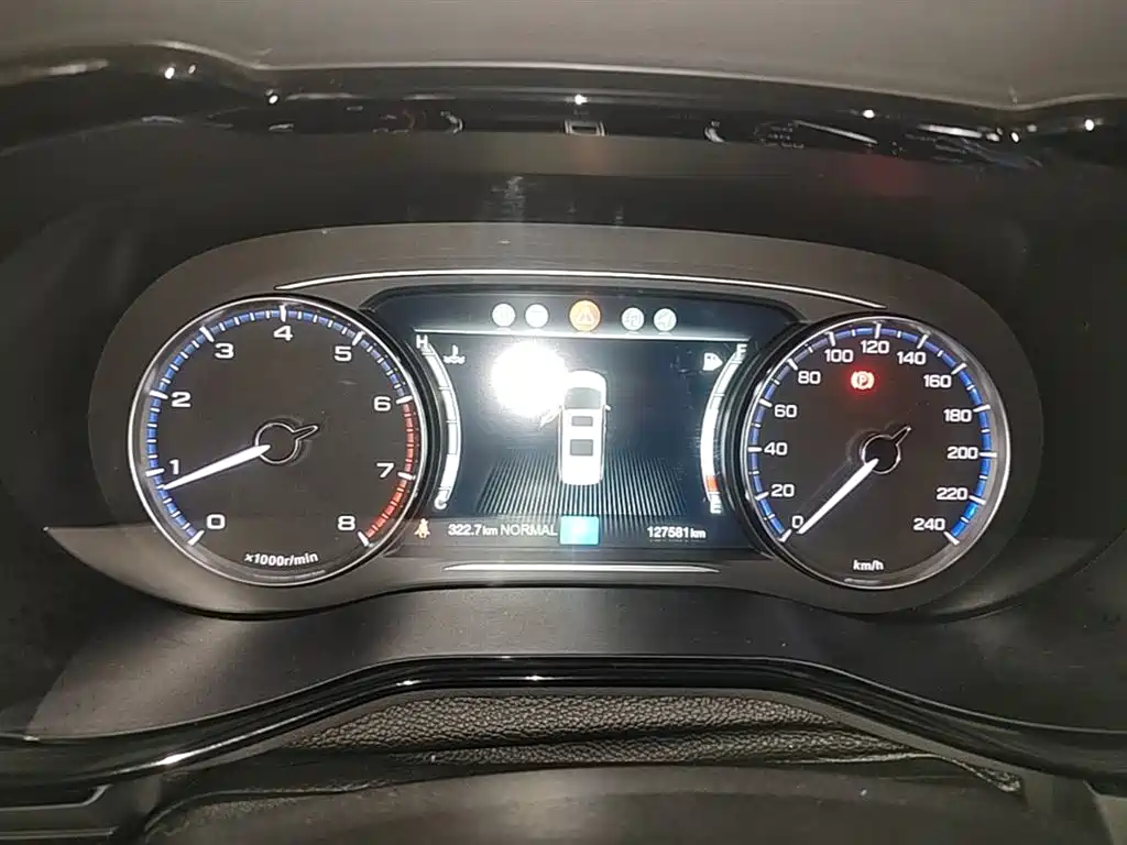 GAC Trumpchi Trumpchi M8 2018 320T Premium Edition фото 12