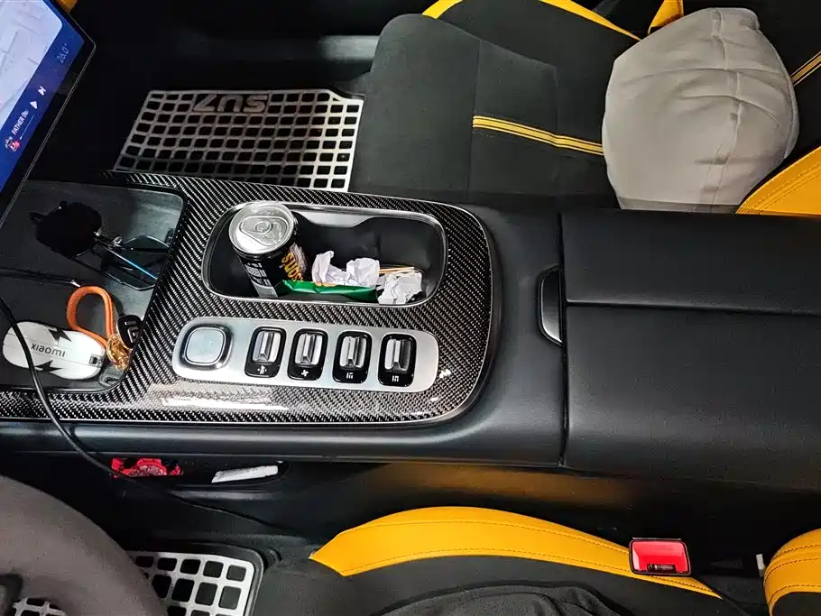 XIAOMI CAR XIAOMI SU7 ULTRA