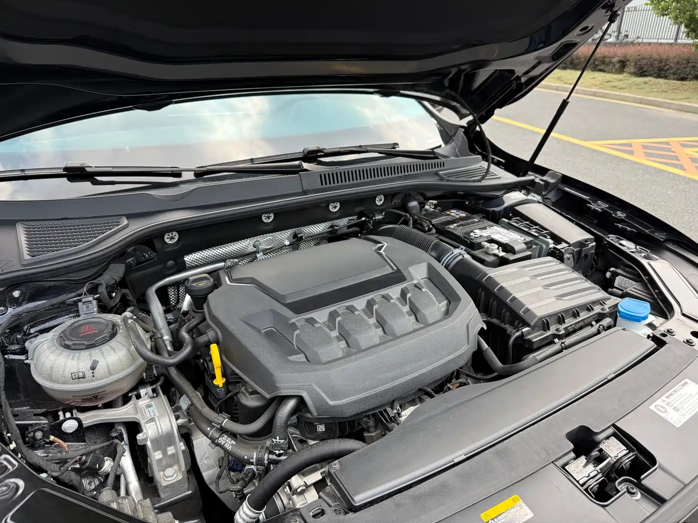 Volkswagen Passat 2025 2024 380TSI Elite Edition