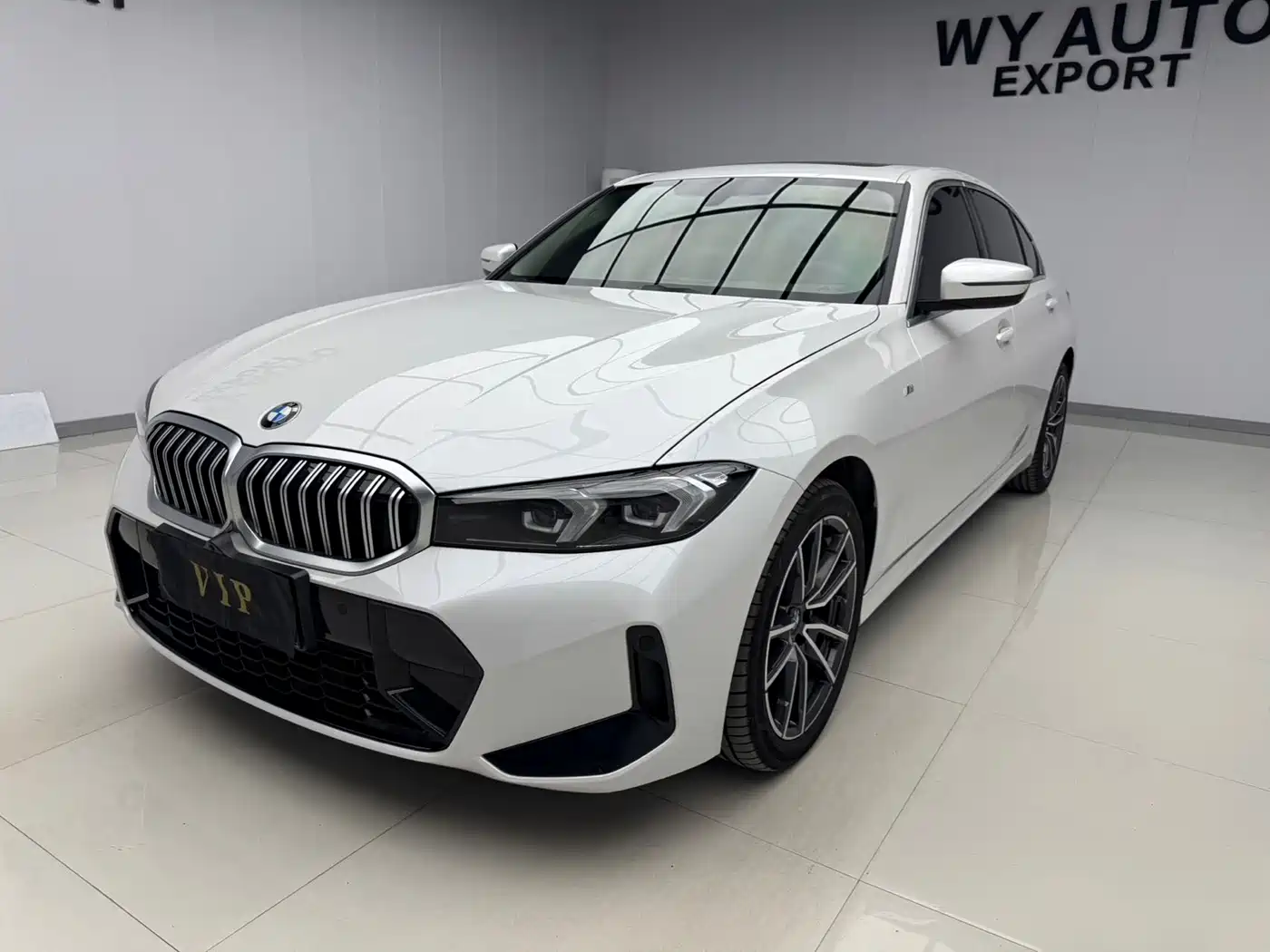 BMW 3-SERIES