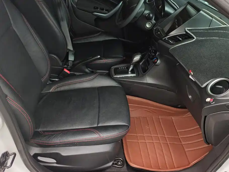 Ford Fiesta 2015 2013 Hatchback 1.5L Automatic Fashion