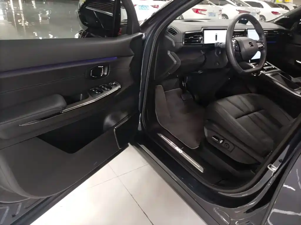 NIO ES8 2022 2022 Model 75kWh 6-Seater