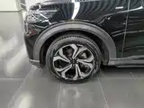 Фото 23 - Ford Explorer
