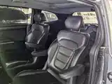 Photo 8 - Hyundai Custo