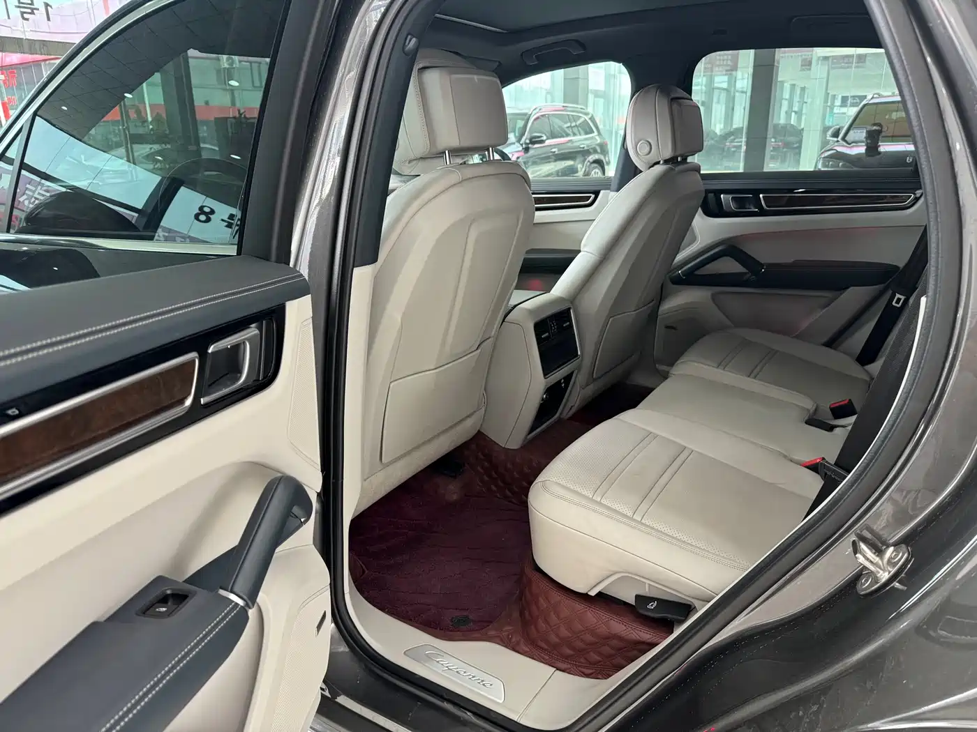 Porsche Cayenne 2022 Cayenne 3.0T Platinum Edition фото 11