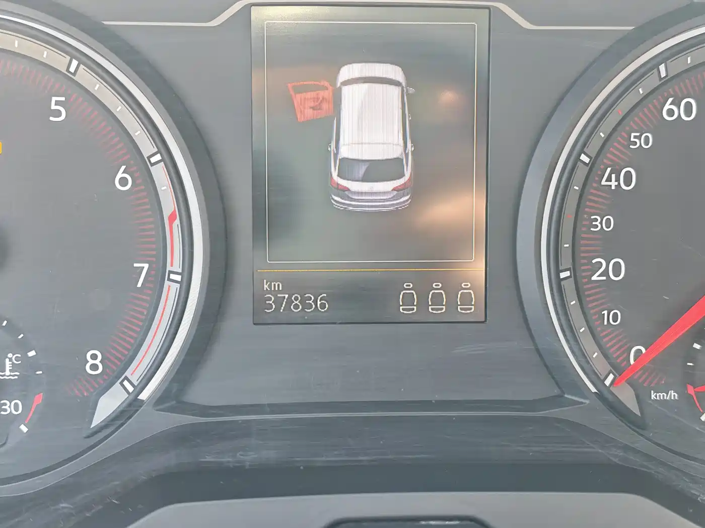 Volkswagen Tayron 2022 280TSI 2WD Luxury Smart Connect Edition фото 9