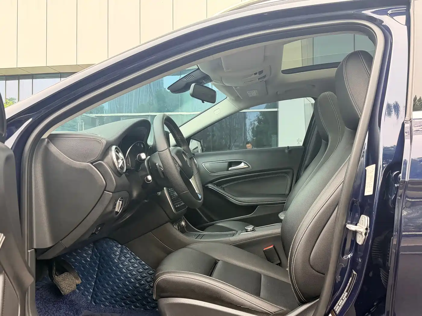 Mercedes-Benz GLA 2016 GLA 220 4MATIC Fashion фото 8