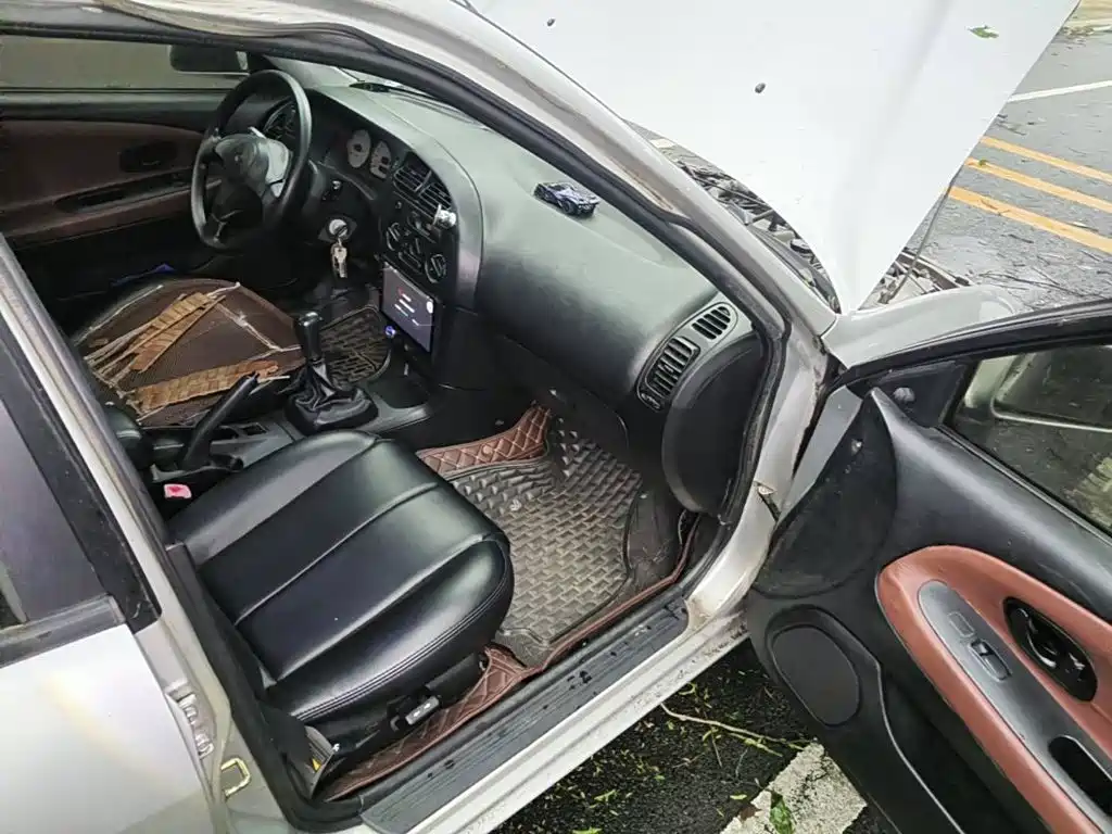 Soueast Lioncel 2003 2004 1.6L Manual Glxi (ABS)