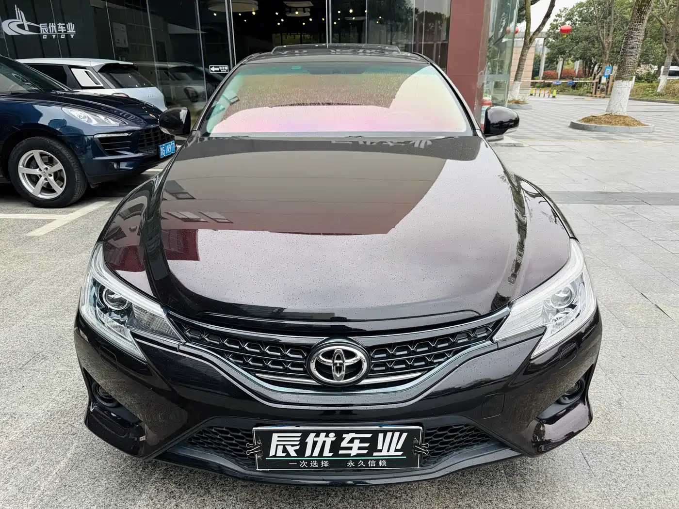 Toyota Reiz 2013 2.5V Premium Edition фото 3