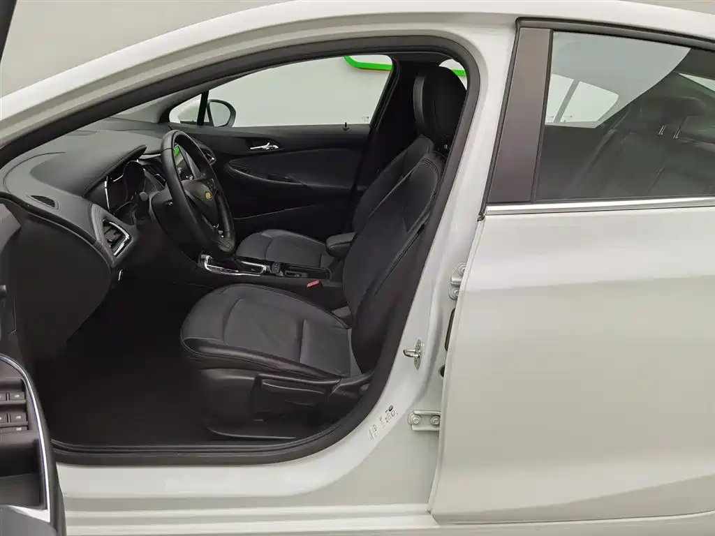 Chevrolet Cruze 2018 320 Automatic Xuanfeng Urban Edition фото 10