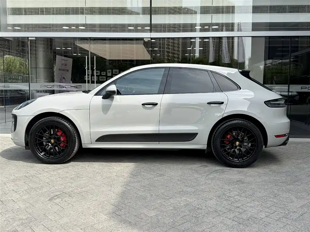Porsche Macan 2020 Macan GTS 2.9T фото 3