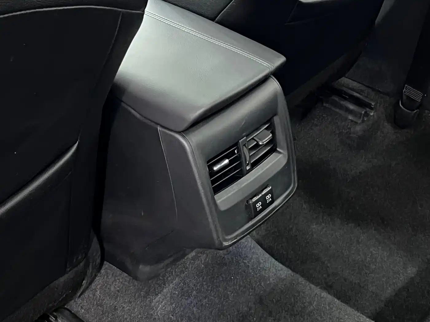 Toyota Avalon 2019 2.5L Progressive Edition China V фото 15